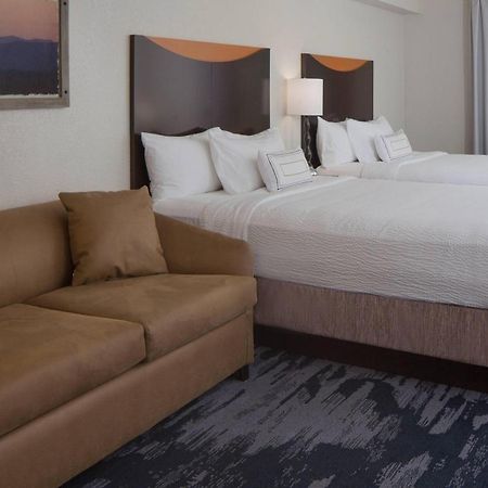 Fairfield Inn & Suites By Marriott Orlando Lake Buena Vista Exterior foto